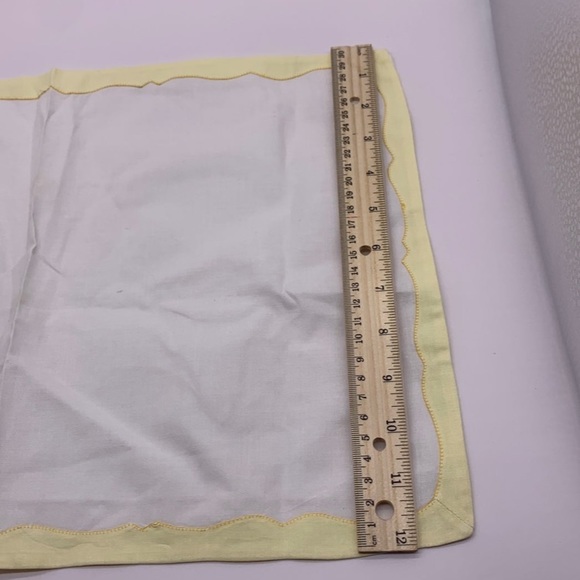 2 Vintage yellow embroidered flowers unique sets of cloth placemats with napkins - Picture 12 of 12